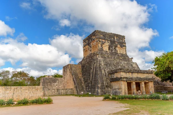 Ruinas de la antigua civilización maya en Chichén Itza. México. . —  Fotos de Stock