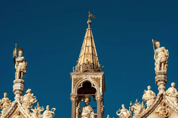 Statues Sur Dessus Basilique Saint Marc Venise Italie Cette Ancienne — Photo