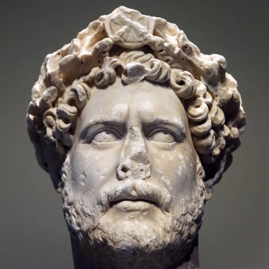 İmparator Hadrian'ın antikbaşı