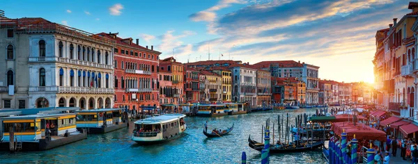 Panorama de Venecia al atardecer, Italia — Foto de Stock