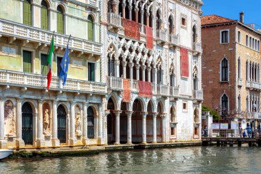 Grand Canal'daki eski evler, Venedik, İtalya