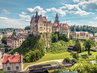 Sigmaringen Kalesi uçurumda, Almanya