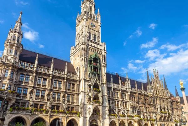 Town Hall veya Rathaus üzerinde Marienplatz, Münih, Almanya — Stok fotoğraf