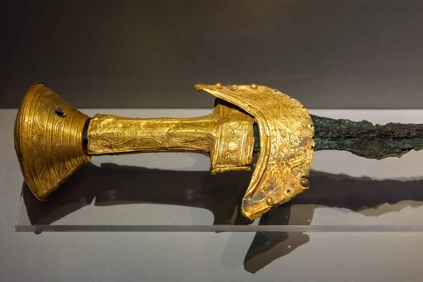 Atenas Maio 2018 Espada Ornamentada Com Hilo Dourado Micenas Gregas — Fotografia de Stock