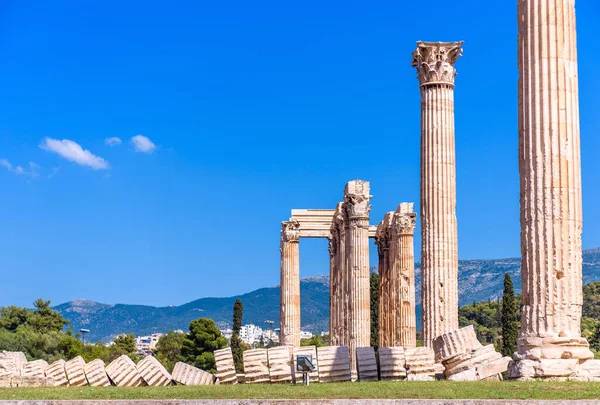 Zeus Temple Fallen Column Majestic Old Classical Greek Ruins Athens — Stock Photo, Image