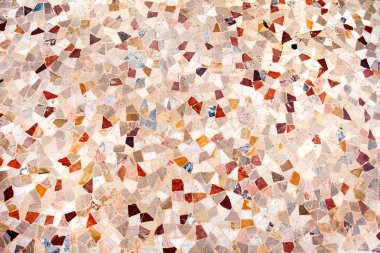 Desenli arka plan closeup nötr renkli bej ve koyu kırmızı soyut Mozaik Seramik fayans