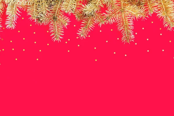 Julsammansättning med kanten av guldgran grenar och guld — Stockfoto