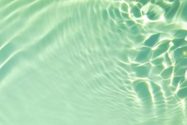 yeşil şeffaf berrak su yüzeyi dokusu yaz arkaplanı