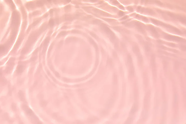 Sfocato Primo Piano Rosa Trasparente Trasparente Superficie Dell Acqua Calma — Foto Stock