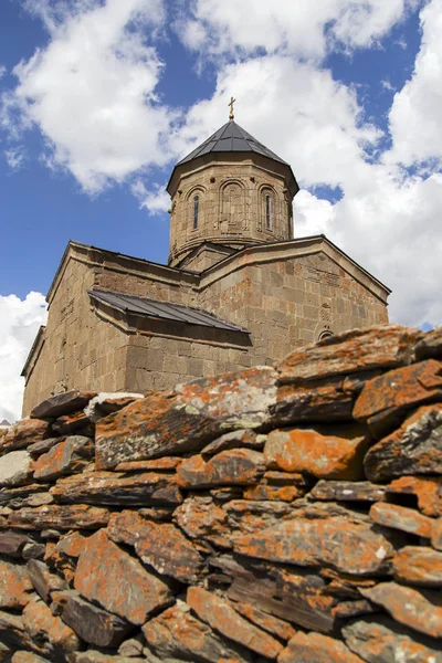Igreja Trinity Monte Kazbek Podnlzhiya Ortodoxia Hrestianstvo — Fotografia de Stock