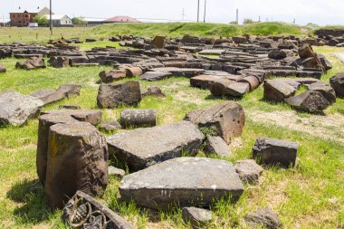  Antik Ermeni Ortodoks Kilisesi Zvarnots panoraması. Yatay.