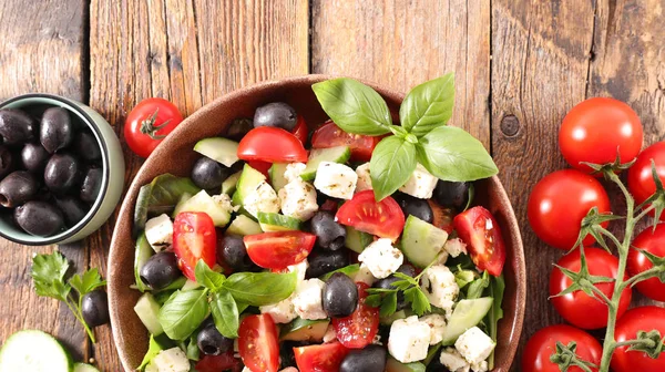 Close Photo Salad Feta Tomato Olive Basil — Stock Photo, Image