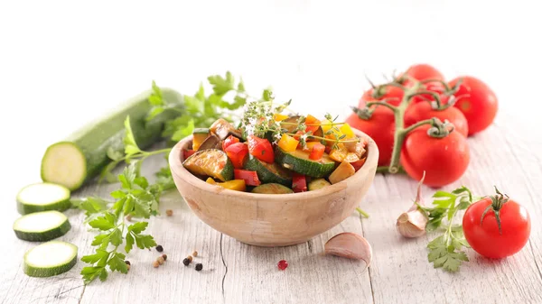 Plantaardige Hutspot Met Courgettes Aubergines Tomaten Paprika — Stockfoto