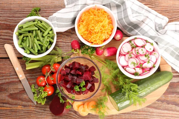 Táblázat Egészséges Saláták — Stock Fotó