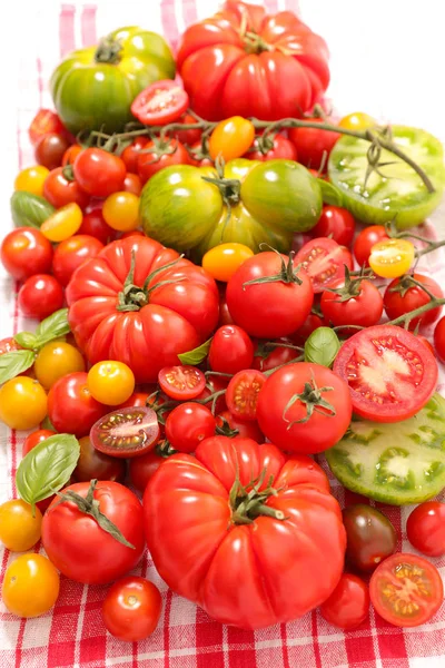 Assortiment Van Kleurrijke Tomaten — Stockfoto