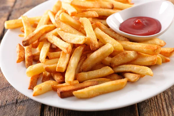 Pommes Frites Och Ketchup — Stockfoto