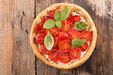 domates salçası ve beyaz peynir