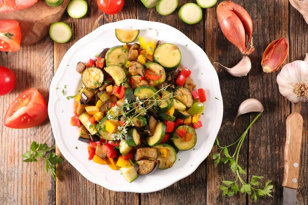 Ratatouille Gegrilltes Gemüse Und Thymian — Stockfoto