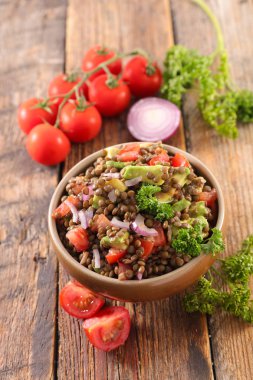 yakın çekim fotoğraf tabak mercimek salatası