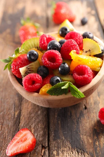 Färsk Fruktsallad Bakgrund Närbild — Stockfoto