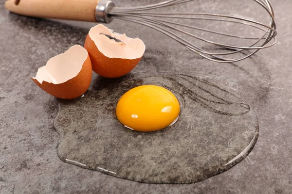 Egg Broken Whisk Dark Slate Background — Stock Photo, Image