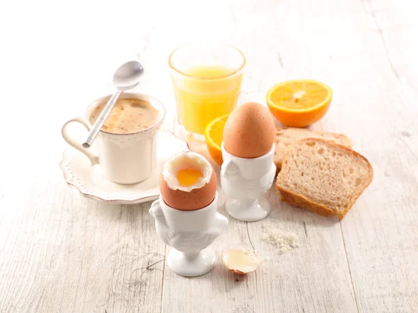 Desayuno Saludable Con Huevo Cocido —  Fotos de Stock
