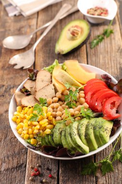 ahşap zemin üzerine karışık kase vejetaryen yakın çekim