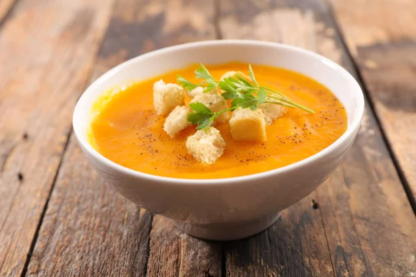 Schüssel Mit Kürbissuppe Mit Gebackenem Brot — Stockfoto