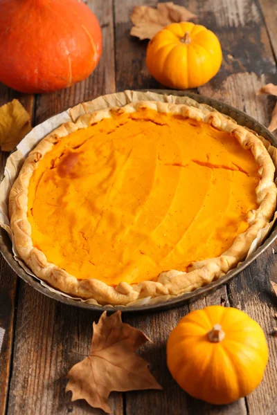 Pastel Calabaza Estacional Sobre Fondo Madera — Foto de Stock