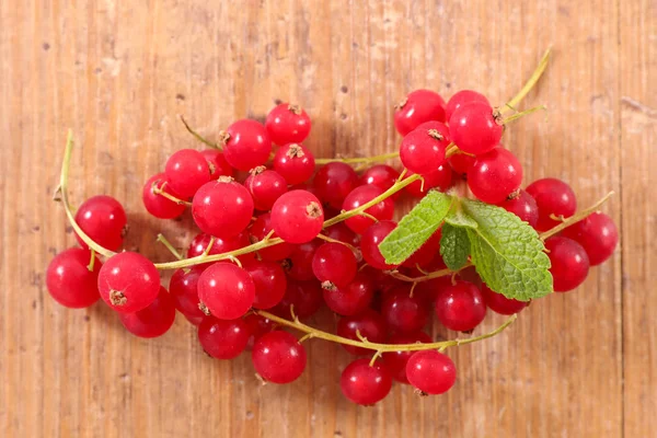 Red Currants Wooden Background — Stock Photo, Image