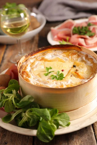 Mont Melted Cheese Potatoes Ham — Stock Photo, Image