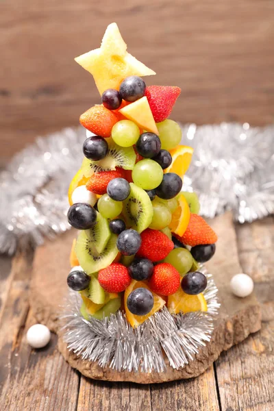 节日甜杉树 圣诞节水果装饰 — 图库照片