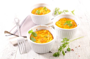 Gurme havuç flans porselen ramekins kase