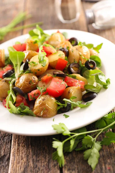 Mixed Potatoes Vegetables Salad Served Plate — Stock Photo, Image
