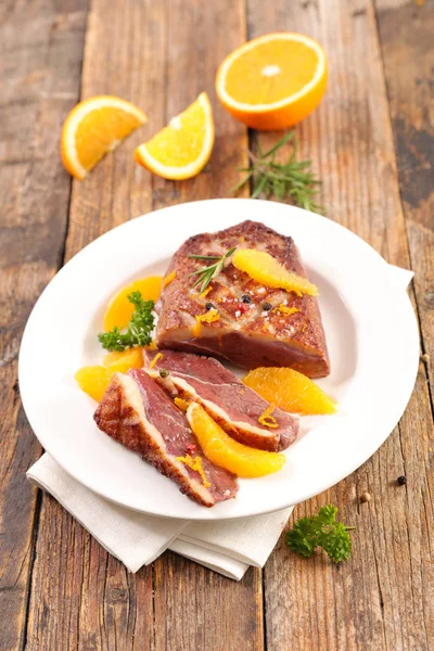 Grilled Duck Breast Orange Slices — Stock Photo, Image