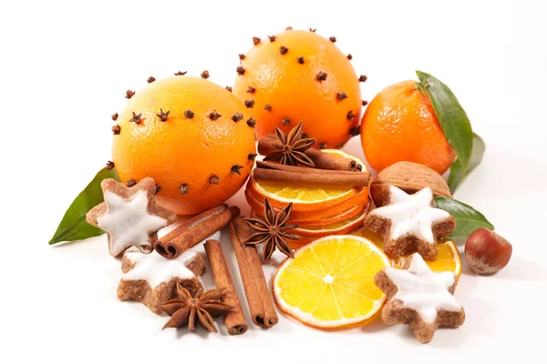 Galleta Naranja Canela Pan Jengibre Aislada Sobre Fondo Blanco —  Fotos de Stock