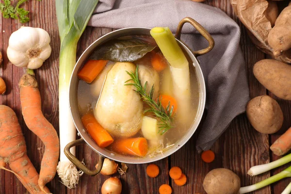 Poule Pot Stufato Pollo Verdure — Foto Stock