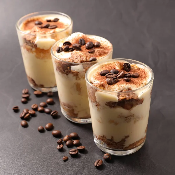 Lahodné Tiramisu Káva — Stock fotografie