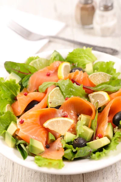 Zalm Salade Met Avocado — Stockfoto