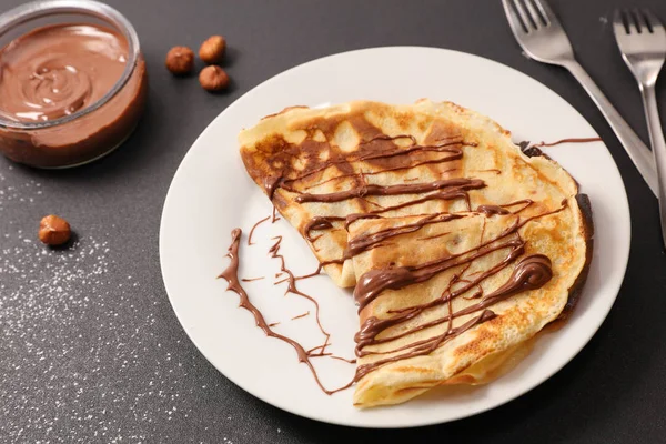 crepe with chocolate spread