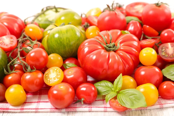 Variété Assortie Tomates Sur Serviette — Photo