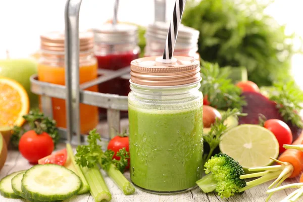 Jus Fruits Smoothies Dans Des Pots Verre Avec Des Ingrédients — Photo