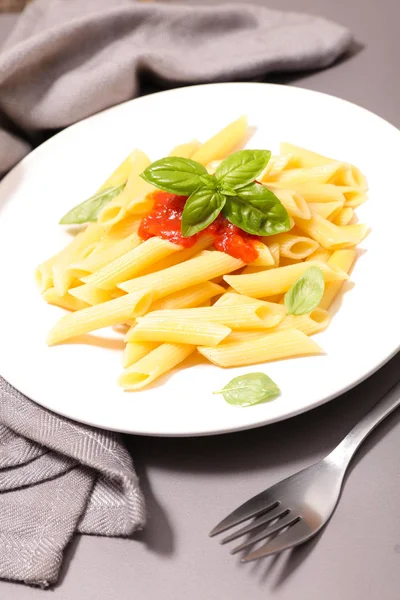 Pasta Tomato Sauce Basil Leaves — Stock Photo, Image