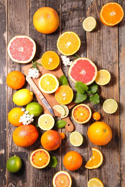 Citrus Fruits Wood Background — Stock Photo, Image