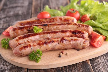ızgara sosis ve biber