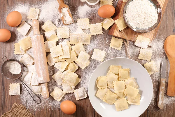 Cooking Raw Ravioli Close — Stock Photo, Image