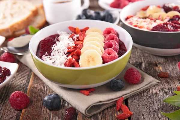 Desayuno Saludable Con Frutas —  Fotos de Stock