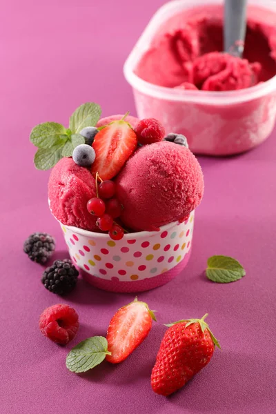 Berry Ovoce Zmrzlina — Stock fotografie