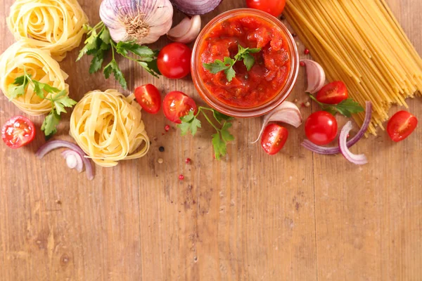 Pasta Italiana Con Salsa Tomate Ingrediente — Foto de Stock