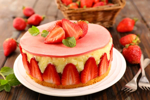 Delicious Strawberry Cake Wood Background — Stock Photo, Image